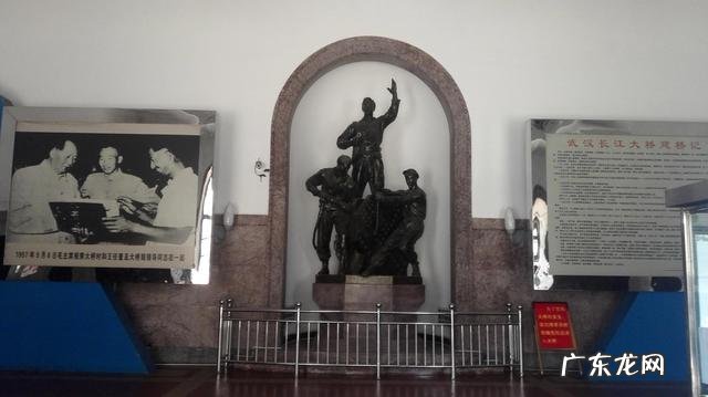 武汉长江大桥资料简介 武汉长江大桥简介50字,武汉长江大桥的资料简介