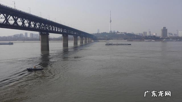 武汉长江大桥资料简介 武汉长江大桥简介50字,武汉长江大桥的资料简介