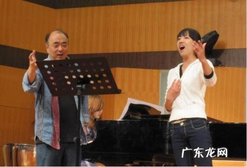 练声步骤的18个技巧视频 如何唱好歌的技巧和提高唱功