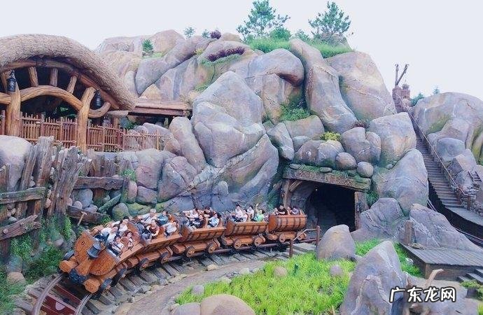 上海迪士尼门票预订官网 迪士尼门票团购怎么买