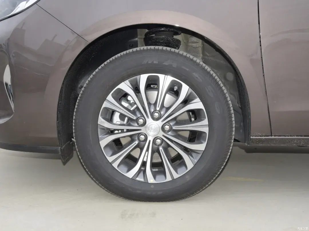 车照片大全图片 别克轿车图片