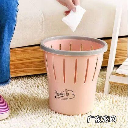 垃圾箱对着窗户的风水 家门口有垃圾箱的风水