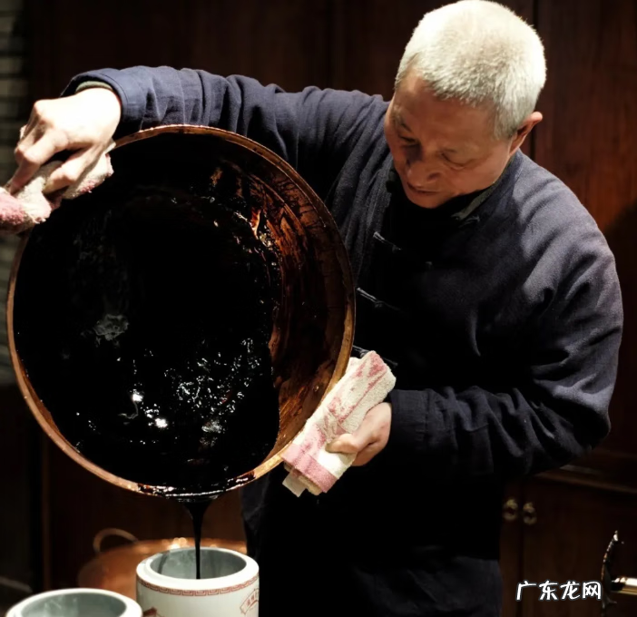 黑纸扇的制作 黑纸扇制作