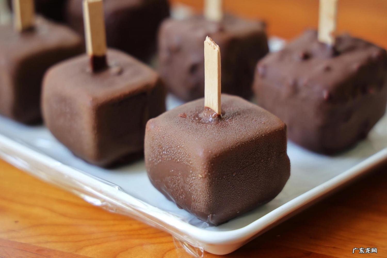 自制雪糕的简单方法 自己怎么制作雪糕简单方法