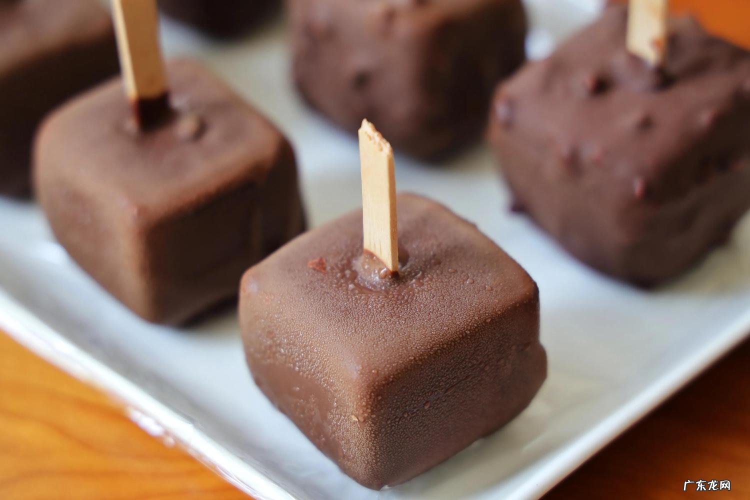 自制雪糕的简单方法 自己怎么制作雪糕简单方法