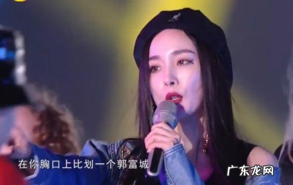 元旦晚会唱什么歌好 30首歌曲推荐 元旦晚会唱什么流行歌曲好