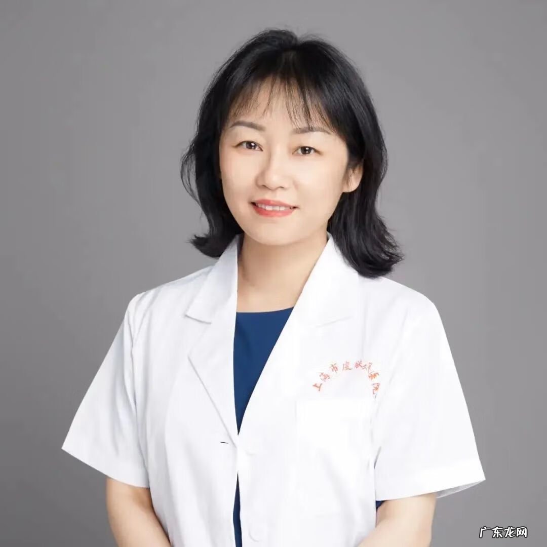 大脚趾头很大肉很多 大脚趾有肉