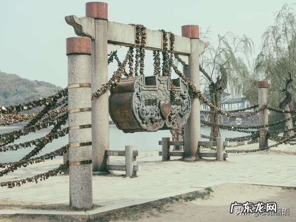 月老祠下 月老祠