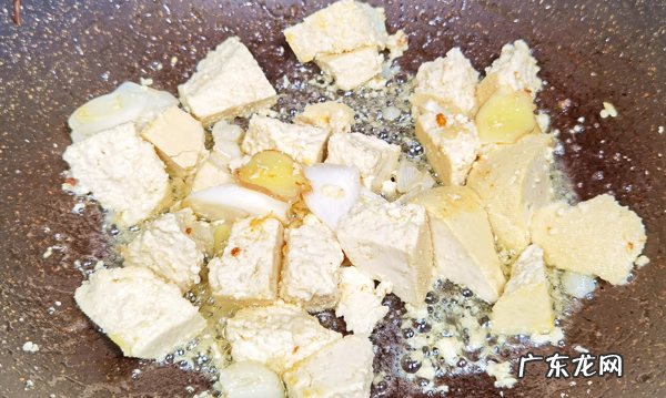 鲶鱼炖豆腐的做法大全窍门 鲶鱼炖豆腐怎么做