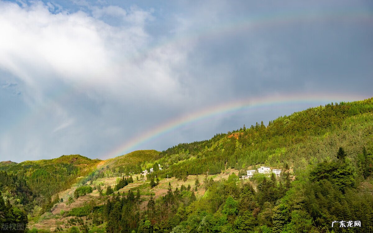 8月去哪里旅行比较好 8月去哪里旅游最好玩