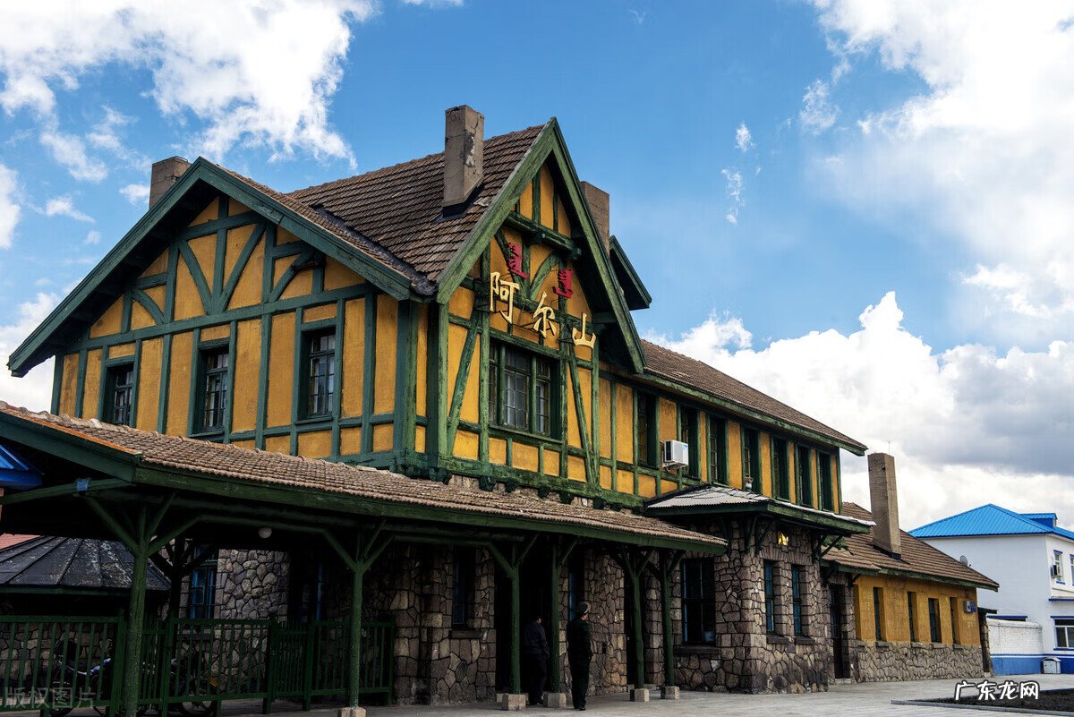 8月去哪里旅行比较好 8月去哪里旅游最好玩