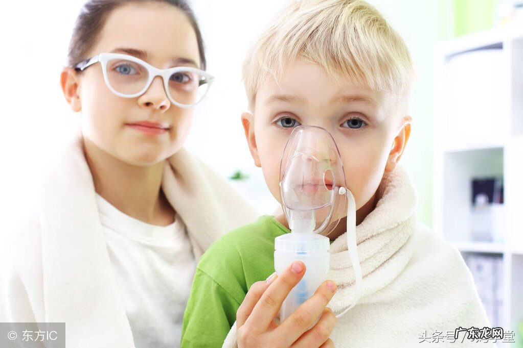 两岁半的孩子不会说话正常吗 两岁孩子不会说话正常吗?