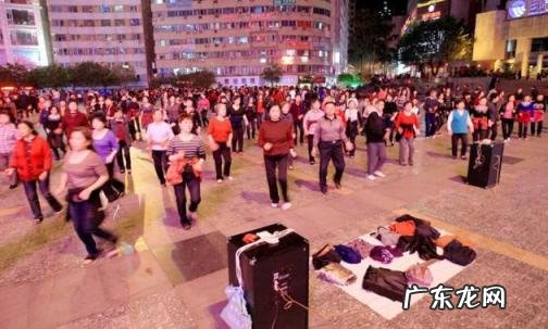 广场舞音响哪个牌子的质量好性价比高 跳舞音响广场舞音响怎么去选择音质好不好