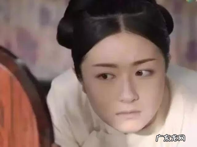 胖人胖脸适合什么发型 胖脸适合啥发型