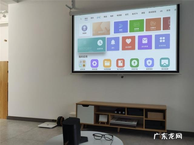 迷你高清投影仪哪个比较好用 极米投影仪play和play特别版的区别