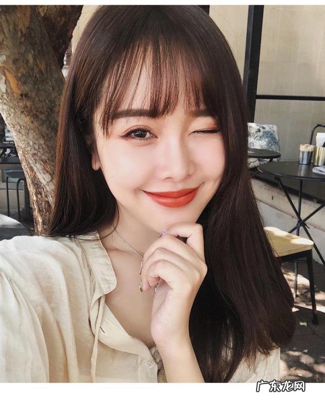 圆脸适合什么发型女 5款发型气质显脸小怎么办