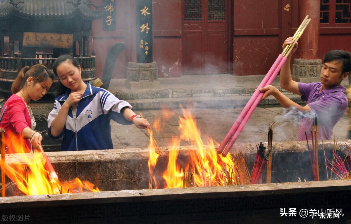 厨房晒到太阳风水好吗 懒汉晒求风水出什么人
