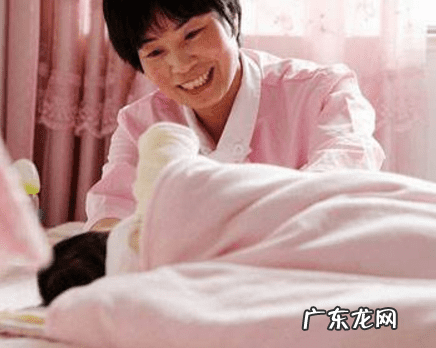 请月嫂的好处与坏处 请月嫂的利与弊