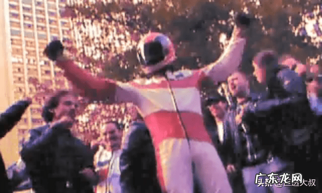 极限摩托下载安装 竟速摩托下载