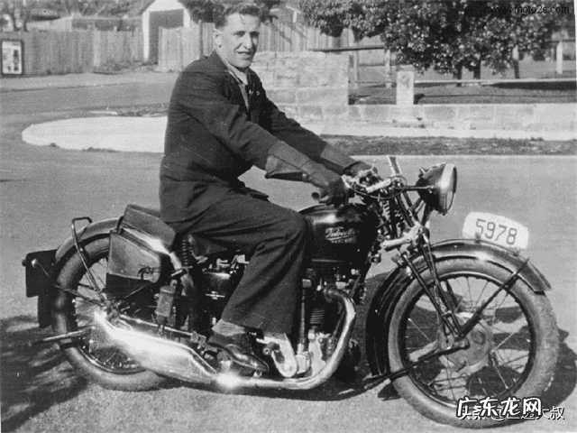 极限摩托下载安装 竟速摩托下载