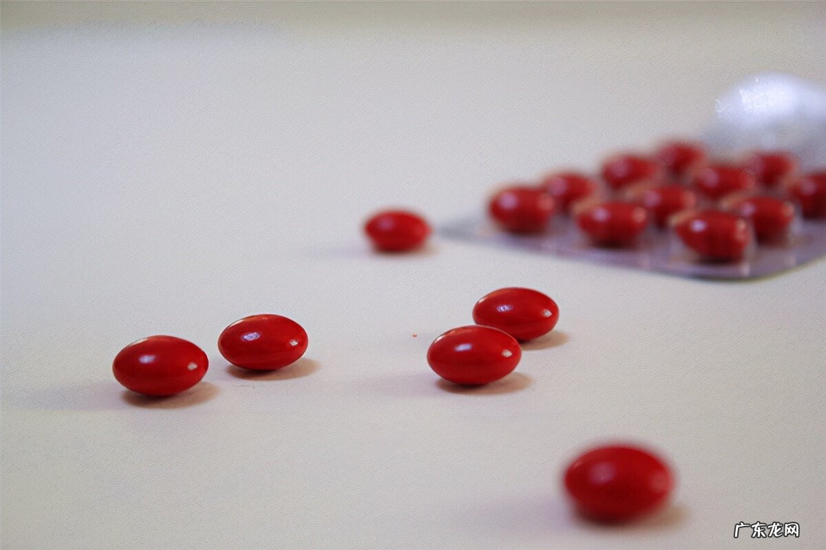 更年期盗汗是怎么回事 更年期盗汗怎么办呢