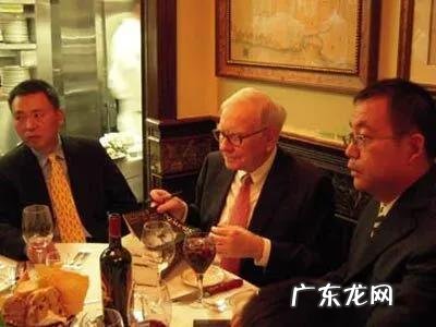 《巴菲特给女儿一生的忠告》:10句话,道破命运真相