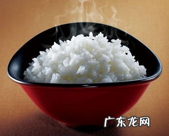 两个馒头一碗米饭的热量 一两米饭的热量是多少千焦大卡