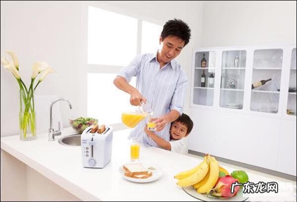 搅拌机跟榨汁机的区别 榨汁机与搅拌机的区别