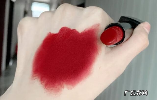 女人必备三款口红颜色 女人必买10款口红2020