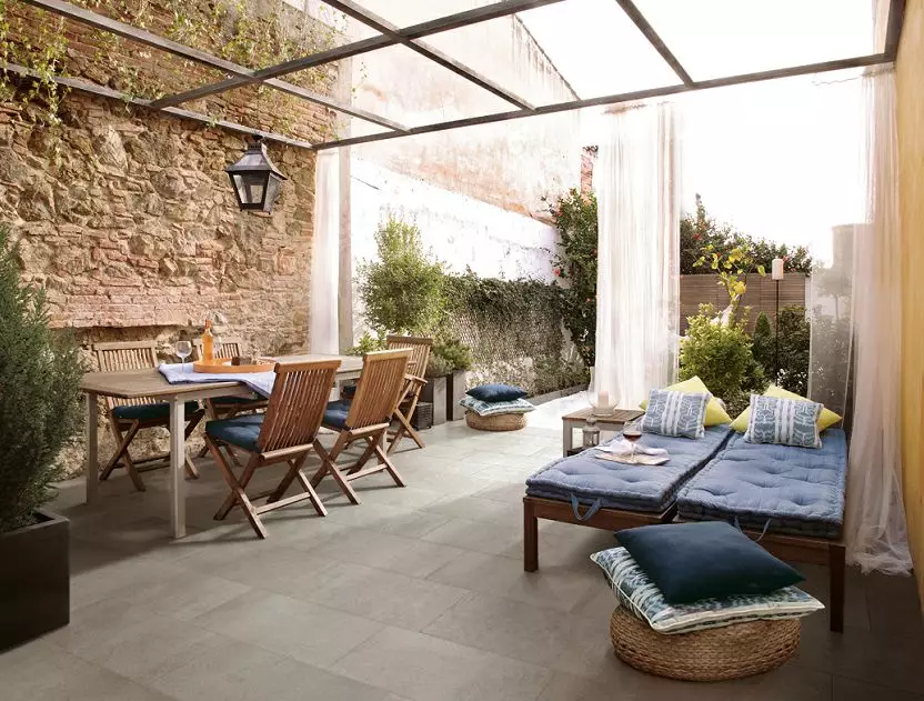 一楼带院子的户型图 一楼带小院风水