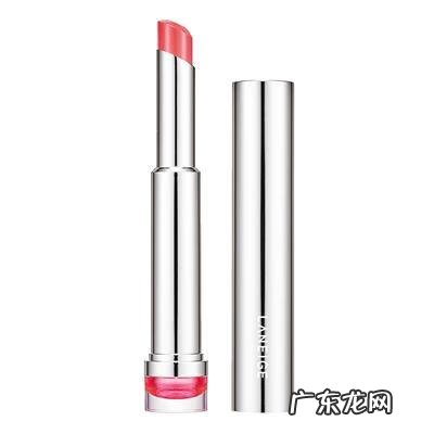 浅粉色口红 唇色是粉色