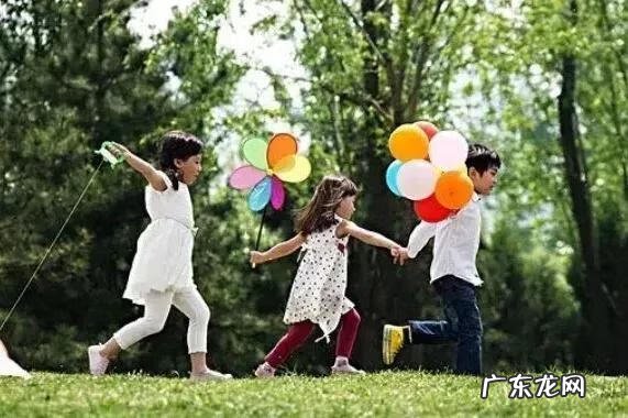 全能侦探社 侦探社区