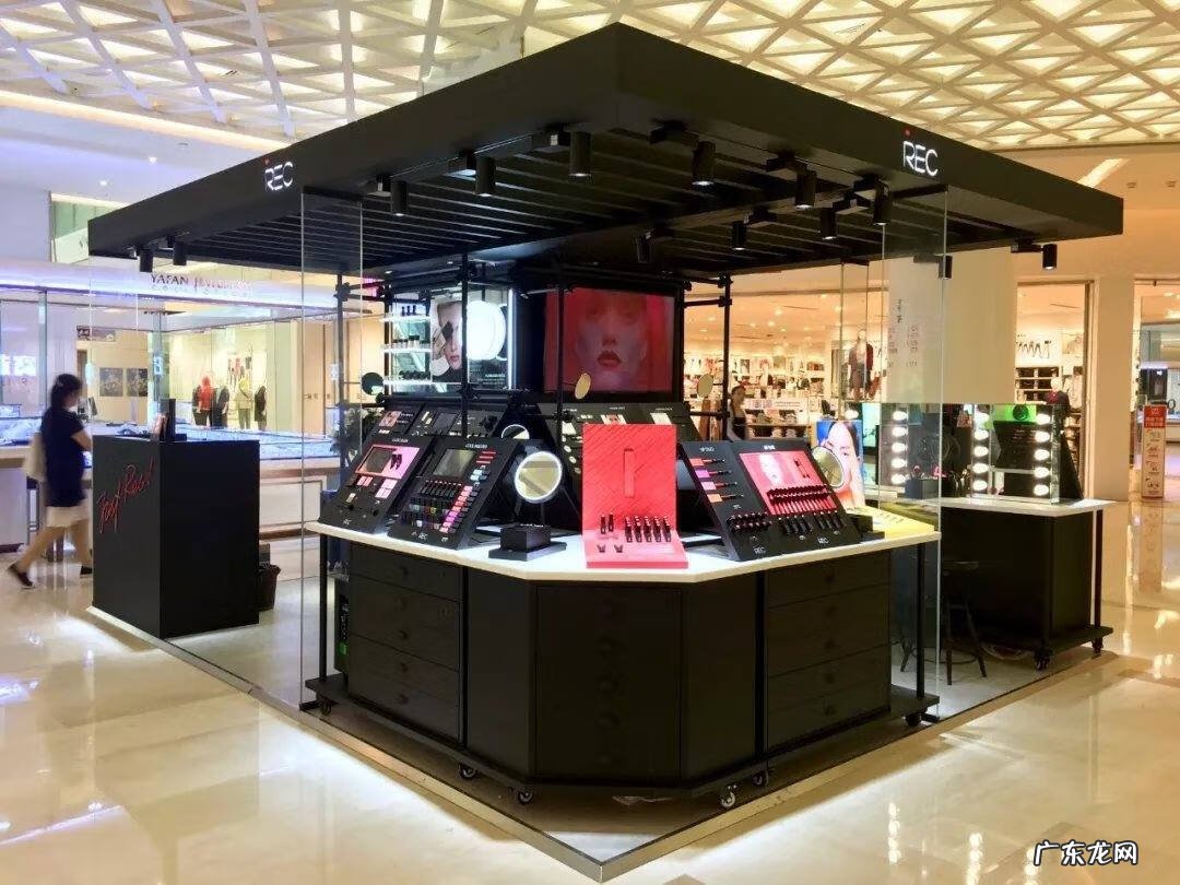 开网店加盟哪家好 化妆品店铺加盟