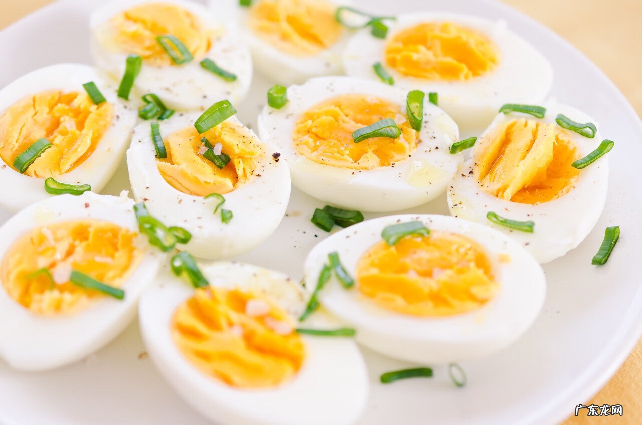 早餐牛奶和鸡蛋能一起吃吗 牛奶和鸡蛋能一起吃吗 早餐