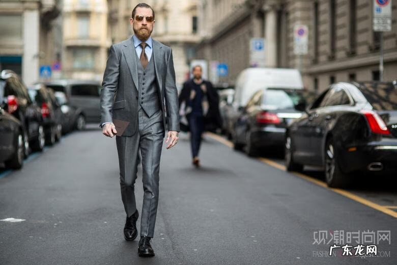 风水黄蜂卫衣好不好