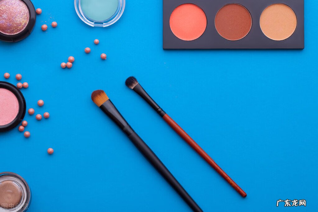 戴银左手还是右手 左手戴银还是右手戴