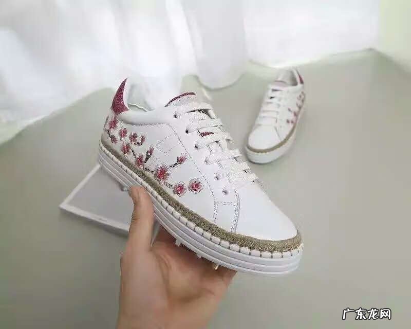 鞋底破了风水寓意什么 鞋底穿破了影响风水吗