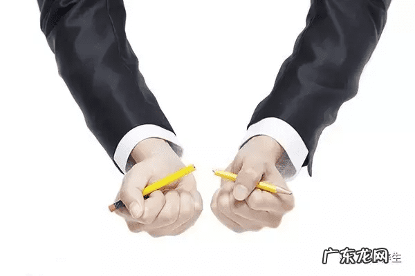 请问月经量少是怎么回事 月经量少的原因都有哪些