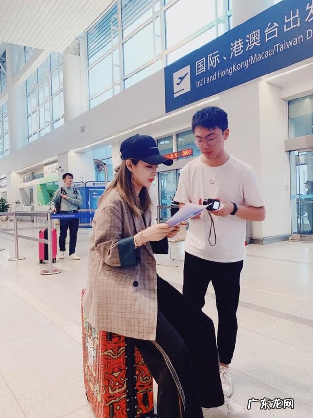 薇娅之前在哪里直播 薇娅是在哪个平台直播