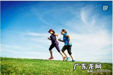 舌苔厚发白怎么处理 舌苔厚腻发白怎么消除