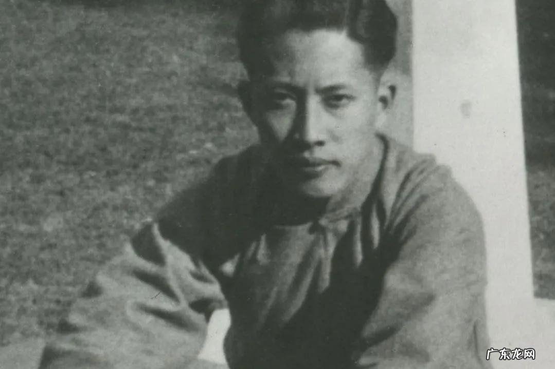 “漫画大师”96岁华君武养生秘诀：5个习惯，颐养天年