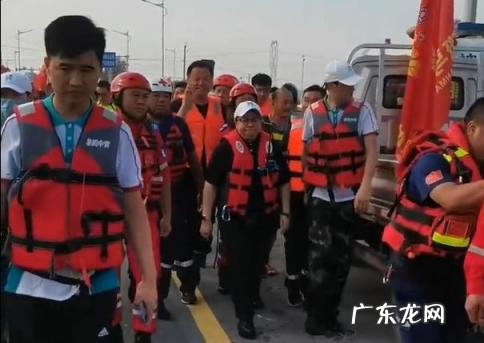 韩红回应河南救灾作秀... 韩红回应河南救灾