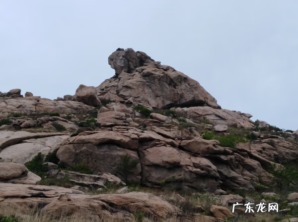 如何看坟墓风水宝地 仙人骑马风水宝地照片