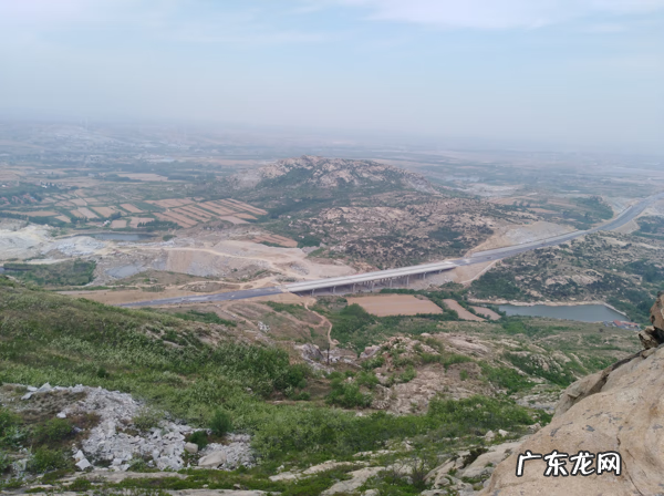如何看坟墓风水宝地 仙人骑马风水宝地照片