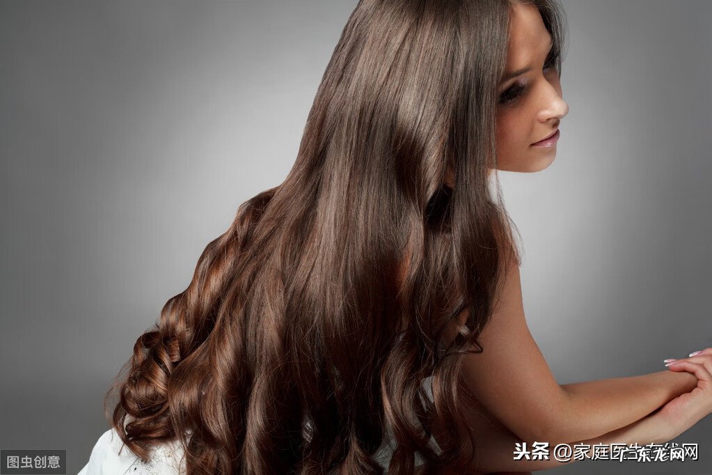 特别能掉头发是怎么回事 为什么掉头发很厉害是什么原因