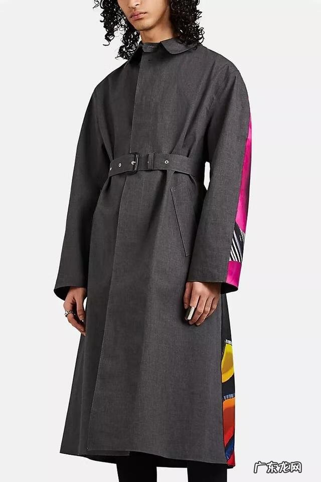 男士风衣怎么搭配好看 男士风衣品牌推荐