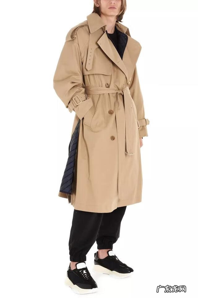 男士风衣怎么搭配好看 男士风衣品牌推荐