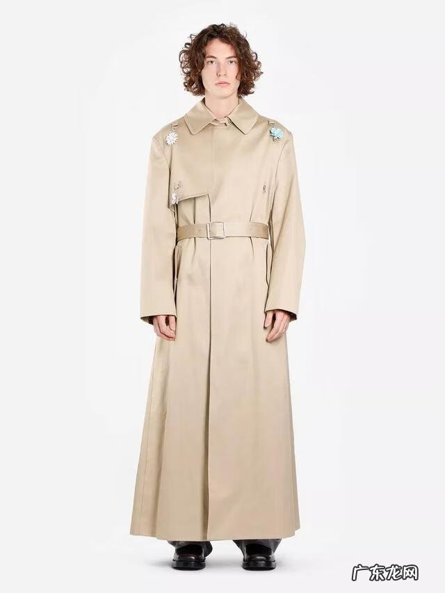 男士风衣怎么搭配好看 男士风衣品牌推荐