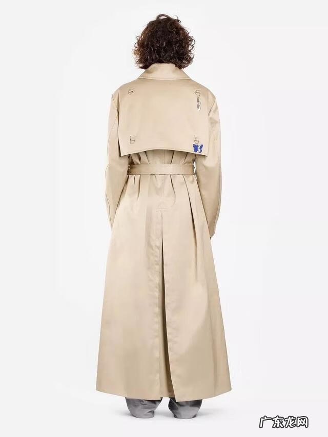 男士风衣怎么搭配好看 男士风衣品牌推荐