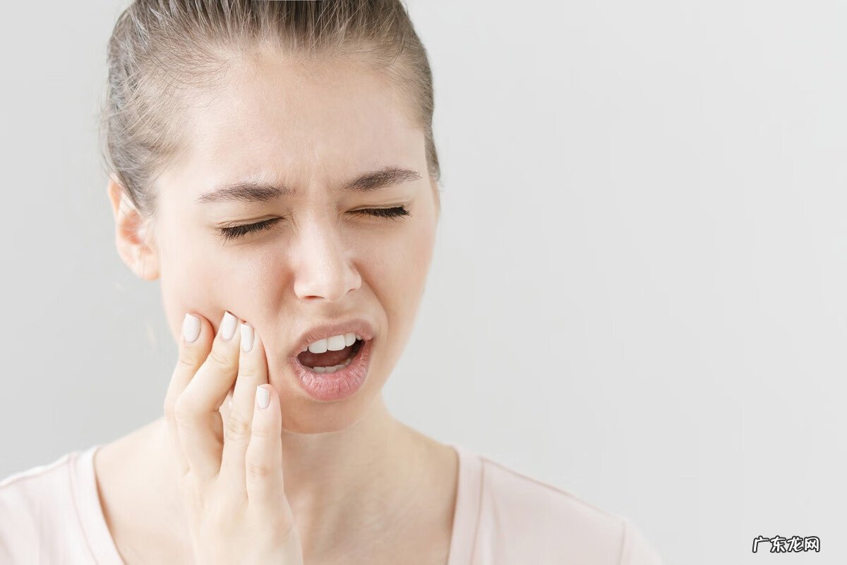 上火牙龈肿痛怎么办 牙龈肿痛怎么办?